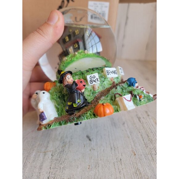 Halloween snow globe AS IS haunted house vintage home decor ghost - Picture 6 of 7